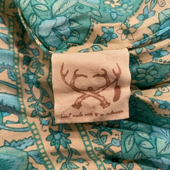 For @sarahp007 only Spell and the Gypsy Aloha Fox - Picture 6 of 7